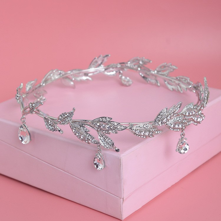 Luxury Crystal Crown Bridal Ha - Aerith Cosplay Prop 评论和价格