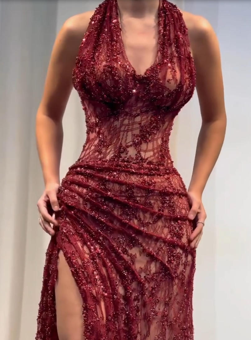 Customized Burgundy Halter Nec - Briar Cosplay Prop 评论和价格